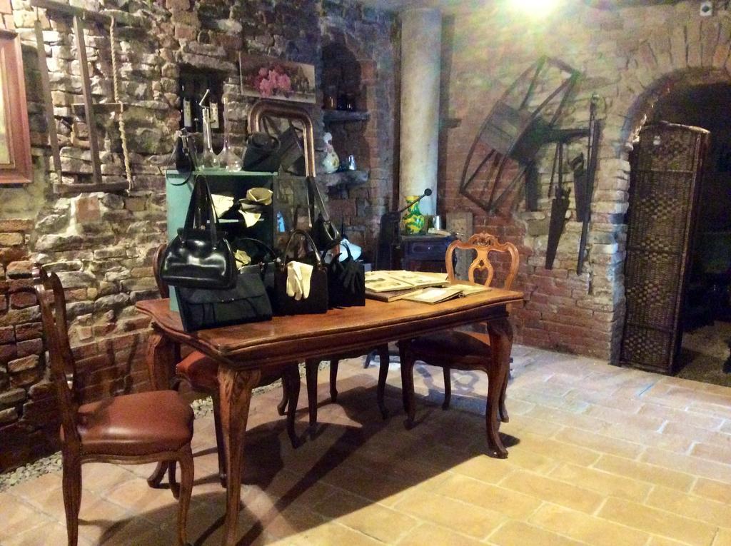 Casa Giuliana Affittacamere Calosso Esterno foto