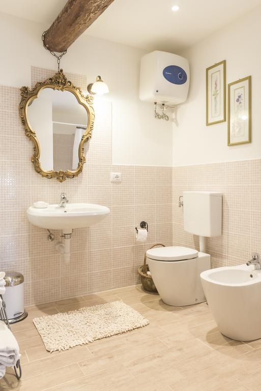 Casa Giuliana Affittacamere Calosso Esterno foto